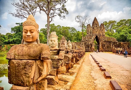 Cambodia signed an MoU with China to translate Khmer works